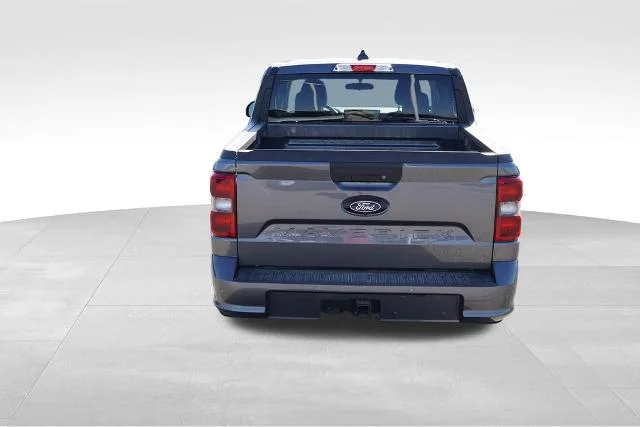 New 2026 Carbonized Gray Metallic Ford Lobo™ image 4