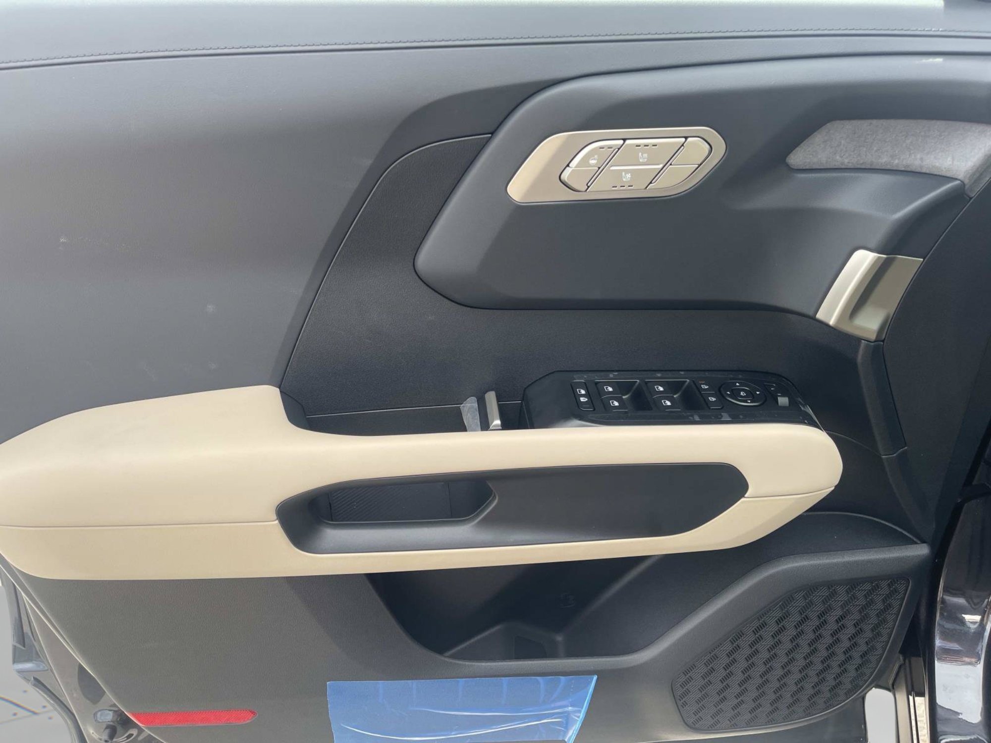 New 2027 Panthera Metal Kia EX image 21