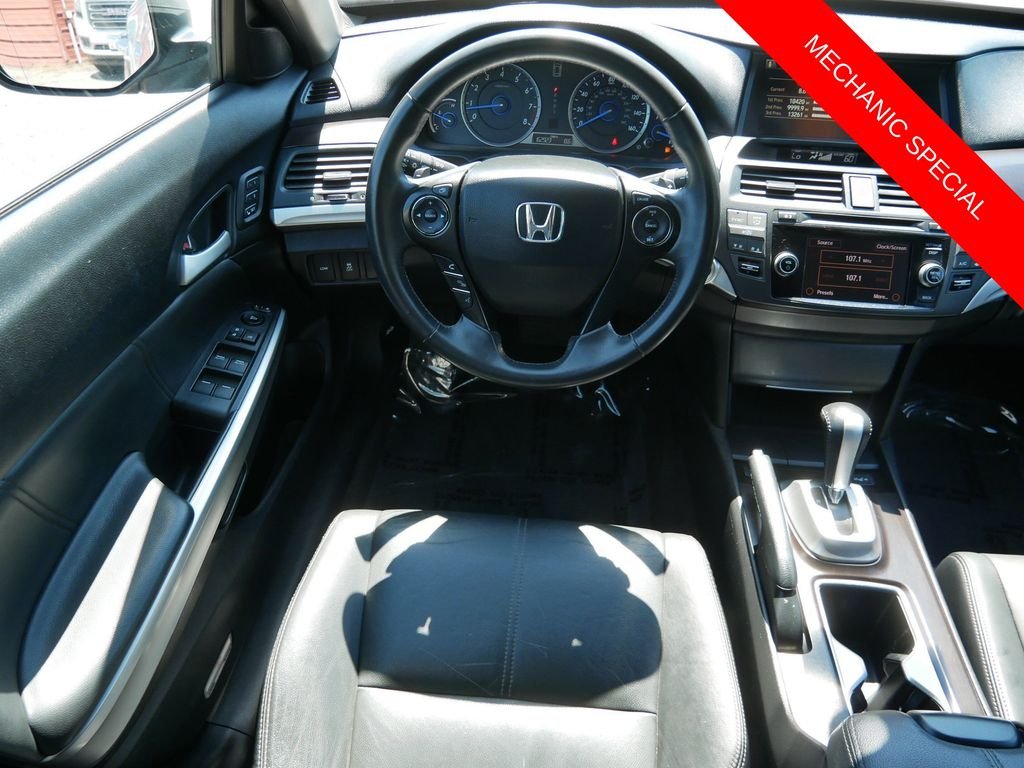 Used 2015  Honda EX-L image 12