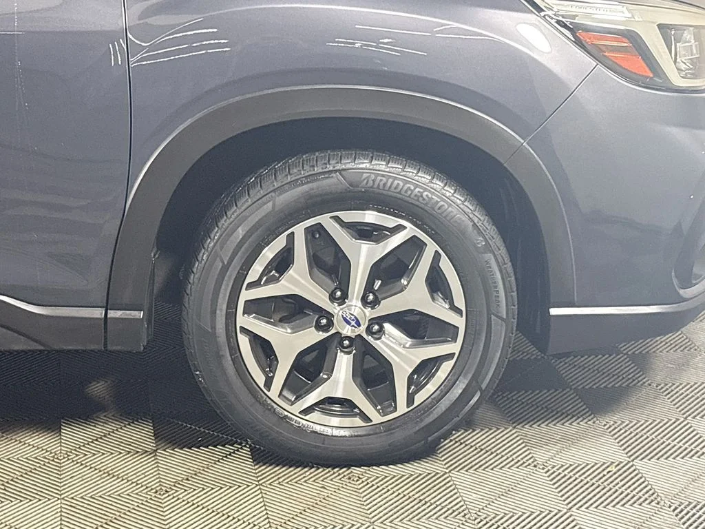 Used 2020 Gray Subaru Premium image 23