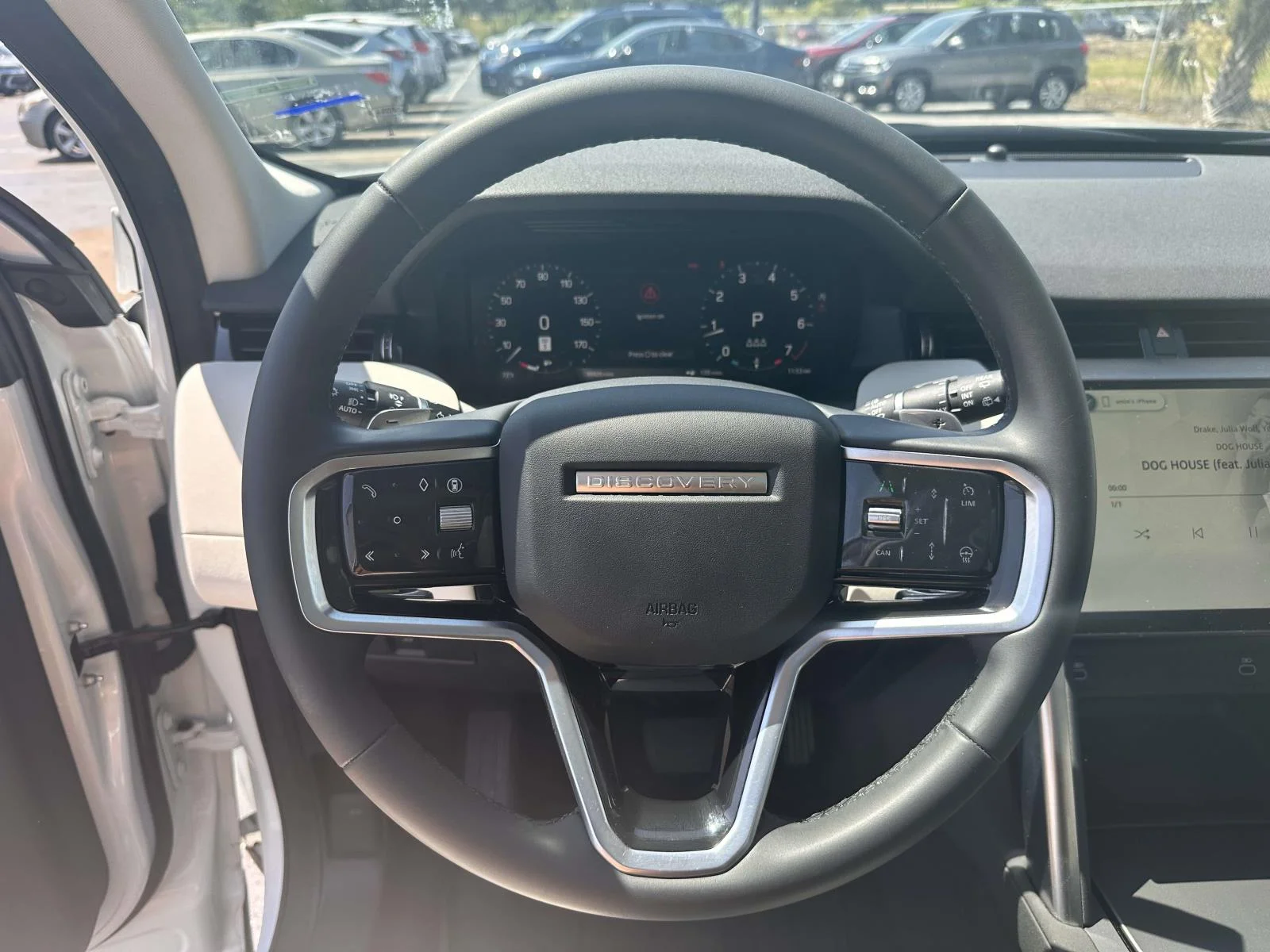 Used 2024 White Land Rover Core S image 15