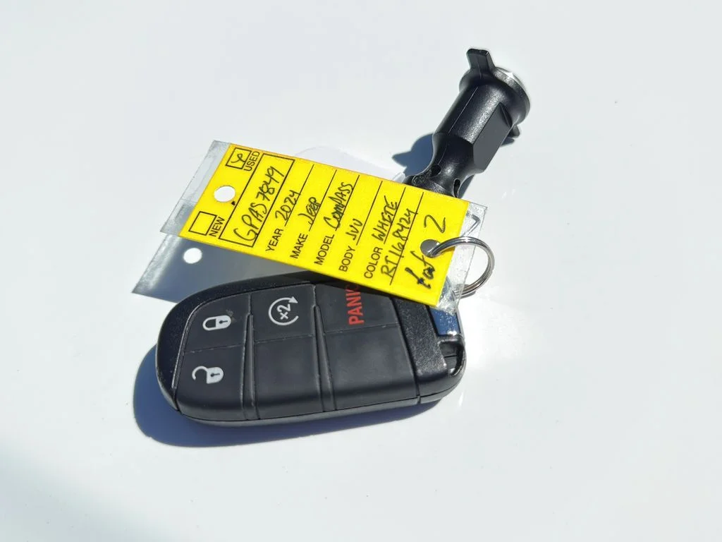Used 2024 White Jeep Limited image 26