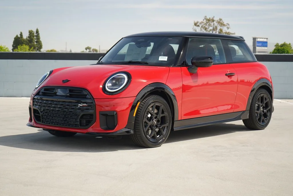 2026 MINI Hardtop Cooper S's photo