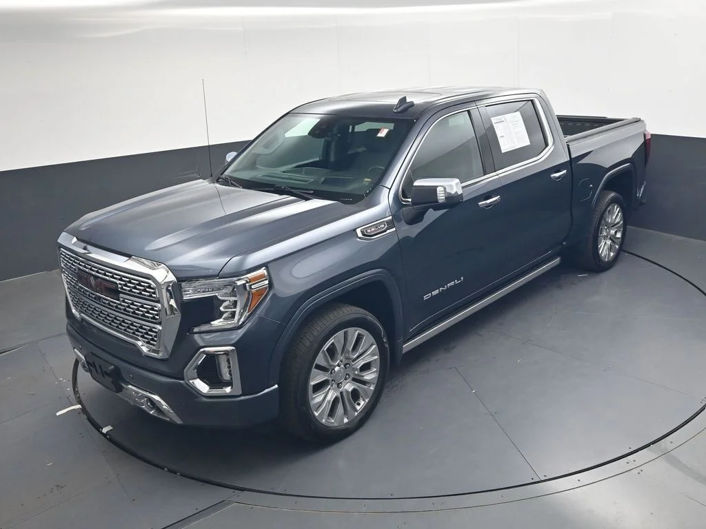 Used 2022 Blue GMC Denali image 32