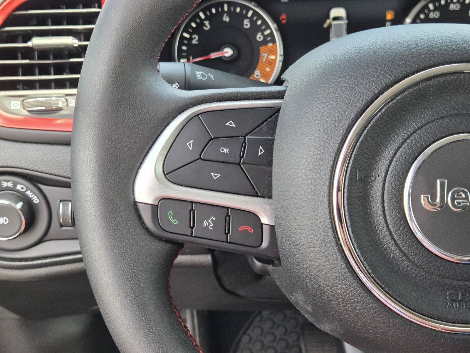 2023 Jeep Renegade Trailhawk - Photo 25