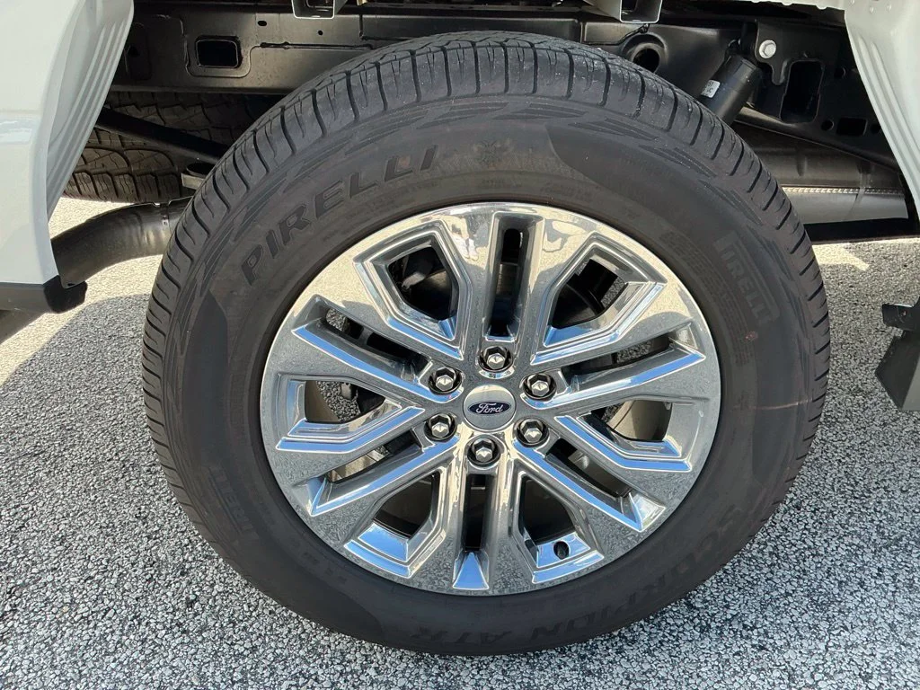 Used 2026 White Ford XLT image 13