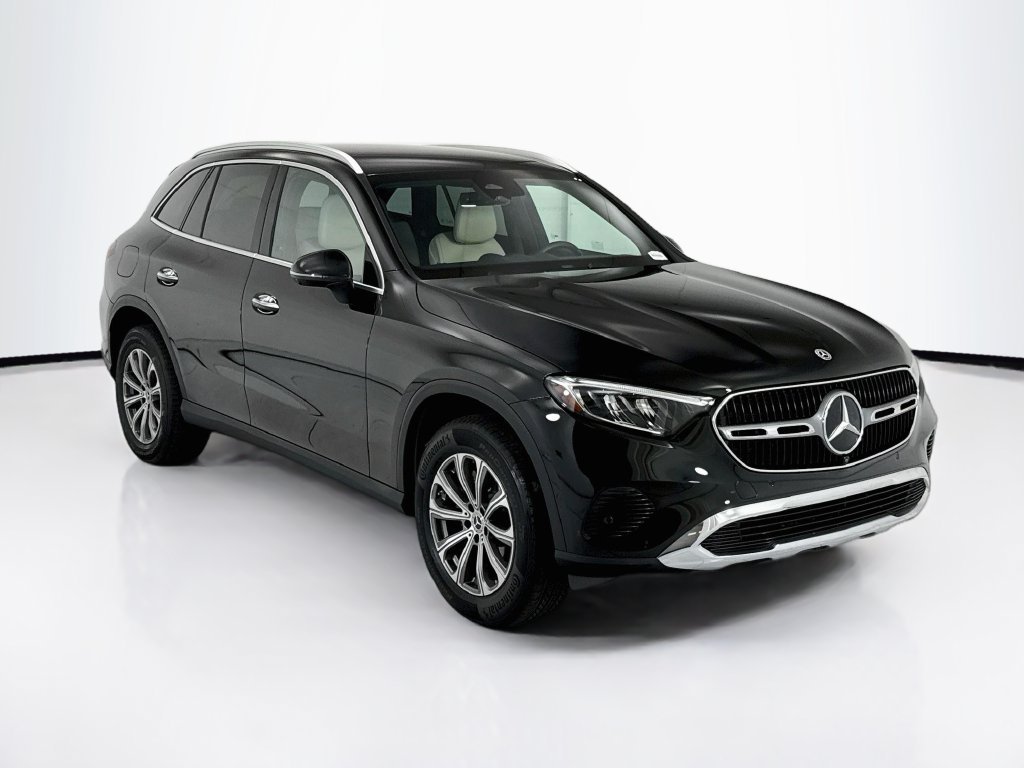 Used 2026 Black Mercedes-Benz GLC 300 image 3