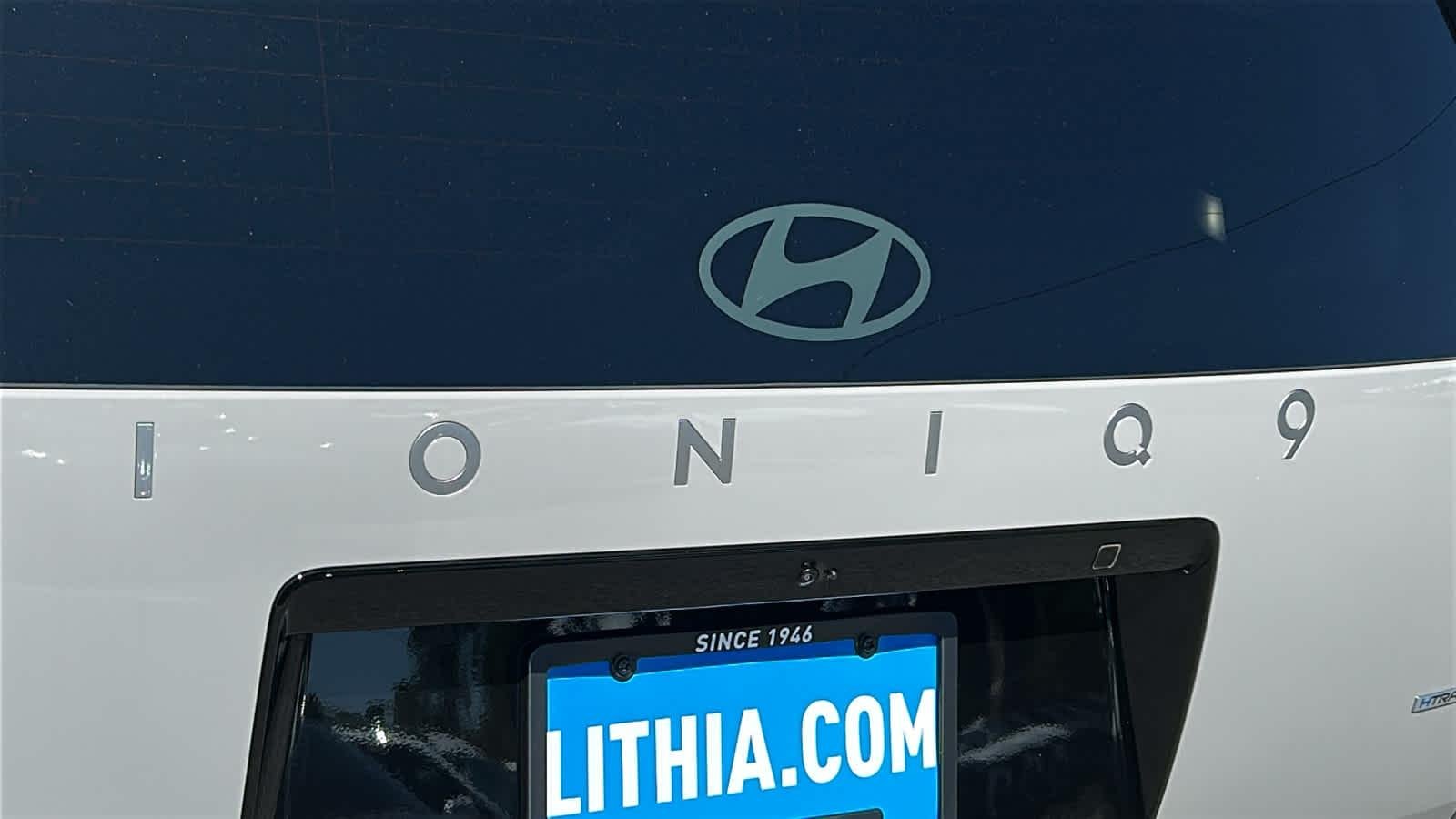 New 2026 Cyber Gray Hyundai SE image 60