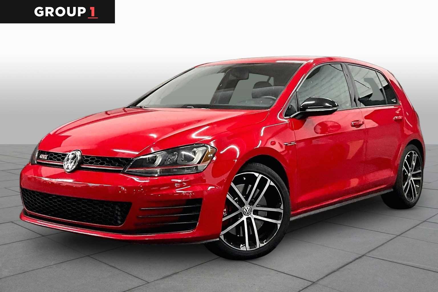 Pre-Owned 2017 Volkswagen Golf GTI Sport
