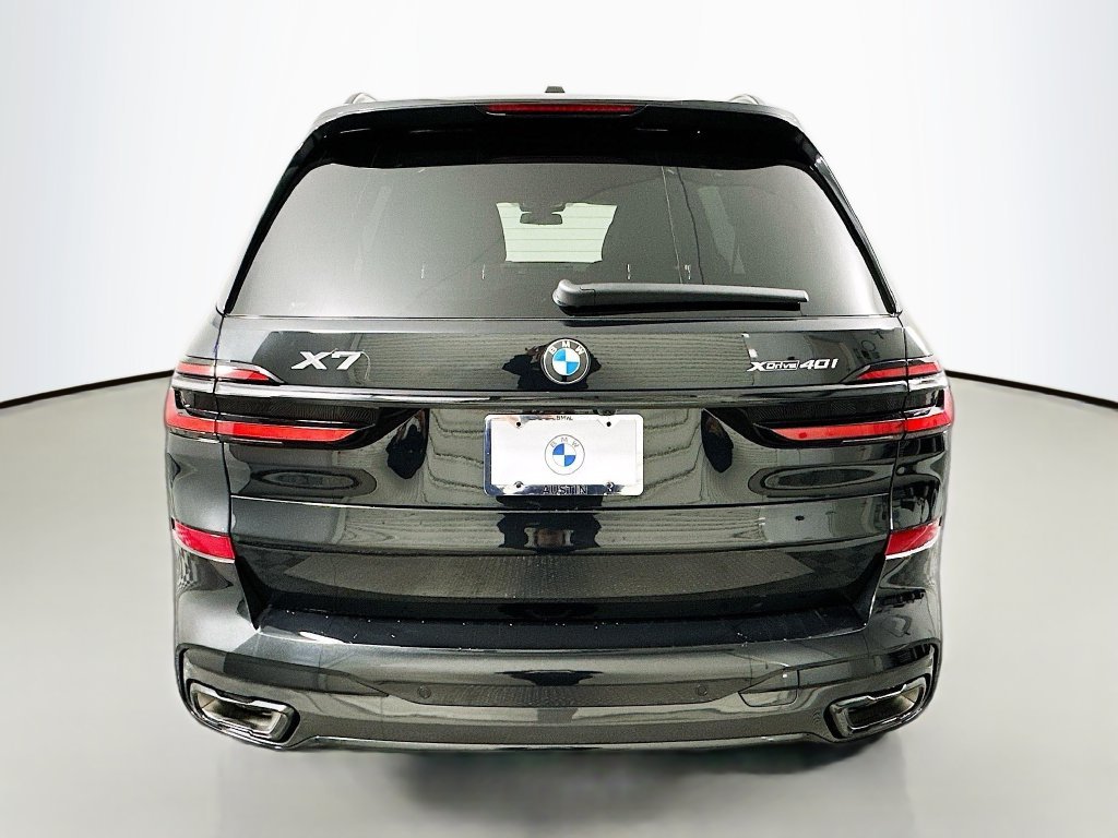 Used 2026 Black Sapphire Metallic BMW xDrive40i image 6