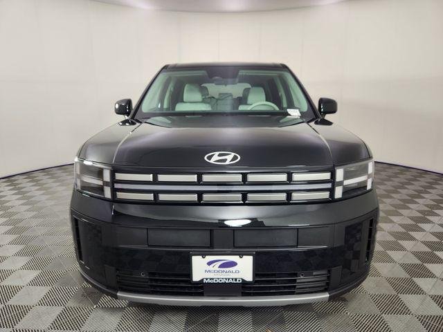 New 2026 Black Hyundai SE image 8