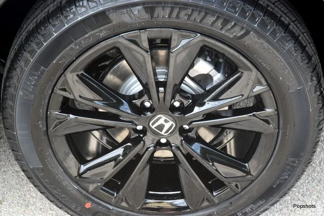 New 2026 Platinum White Honda Sport Touring image 5