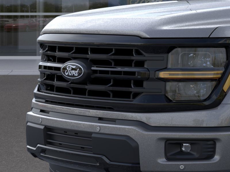 New 2026 Carbonized Gray Metallic Ford XLT image 17