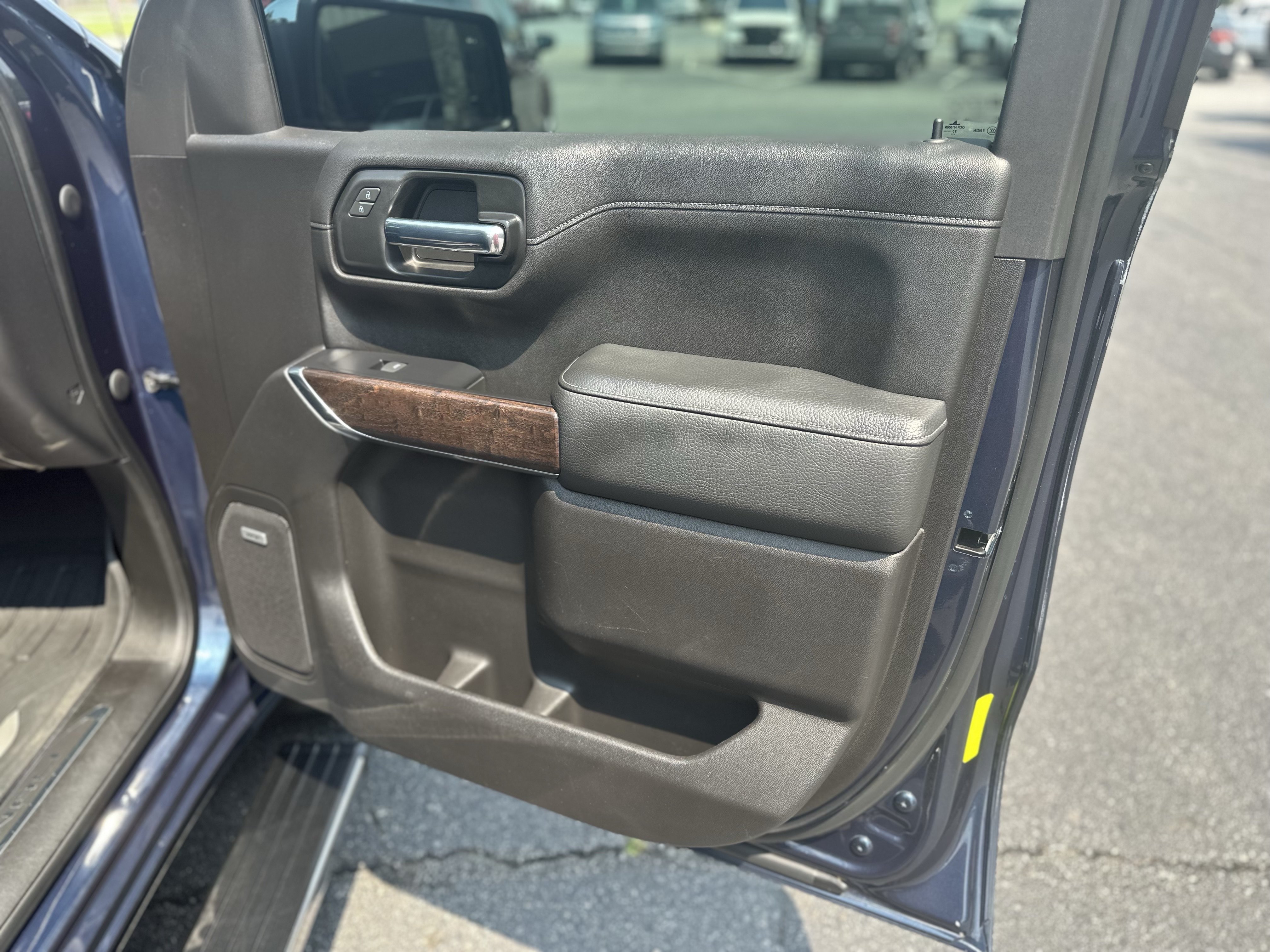 Certified Used 2020 Pacific Blue Metallic GMC Denali image 16