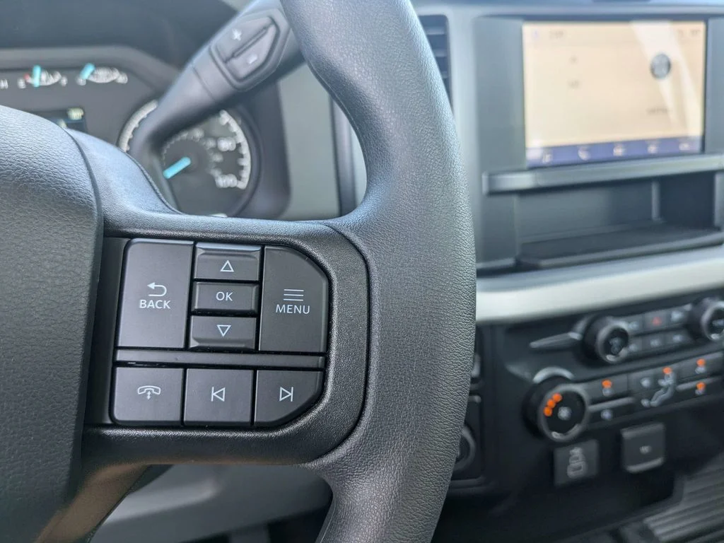 New 2027 Oxford White Ford XL image 25