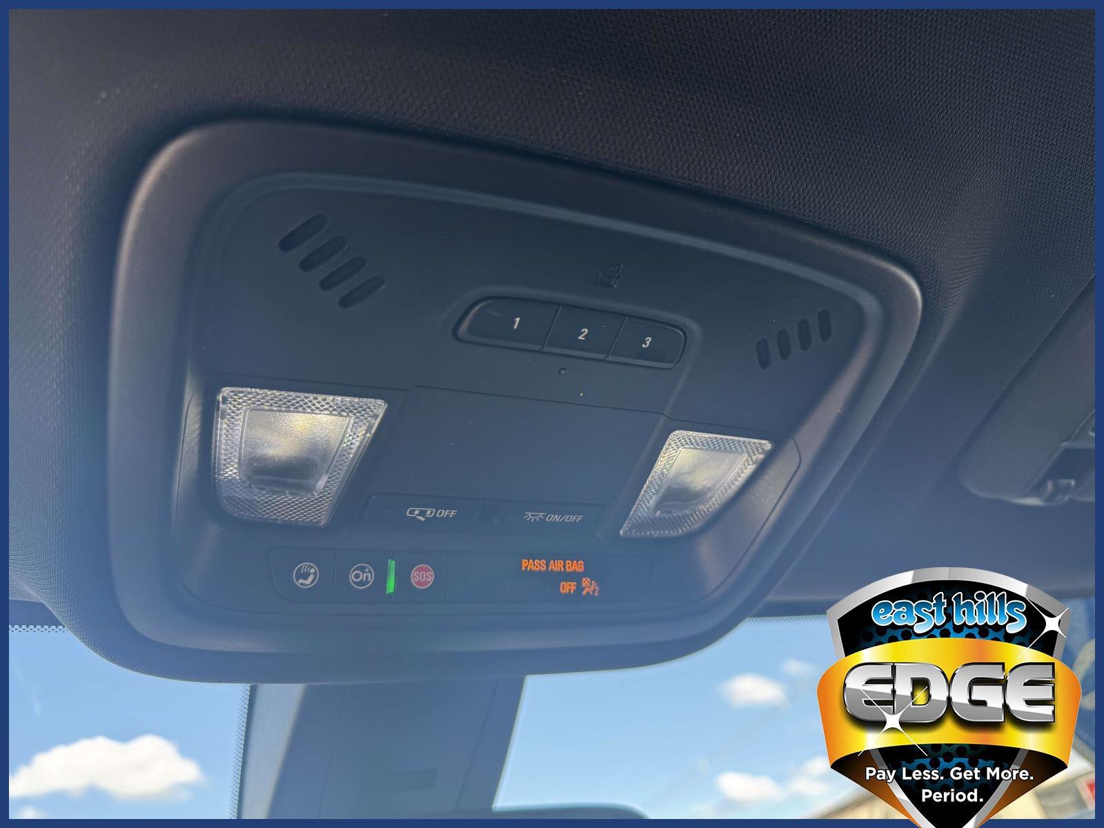2023 Chevrolet Traverse 1LT - Photo 28