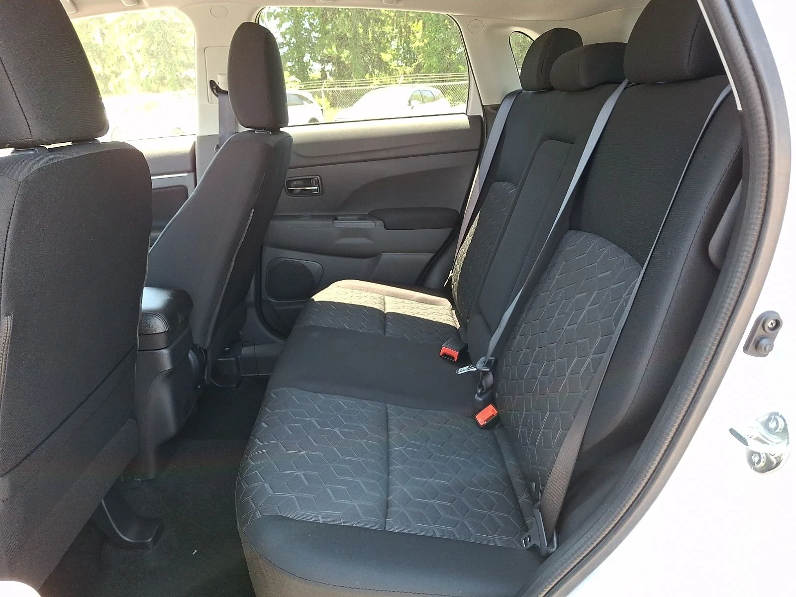 New 2026 White Mitsubishi 2.0 ES image 11