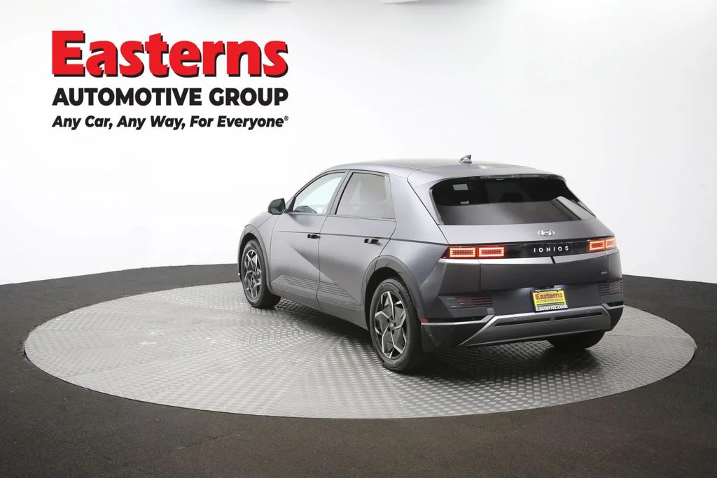 Used 2023 Gray Hyundai SEL image 63