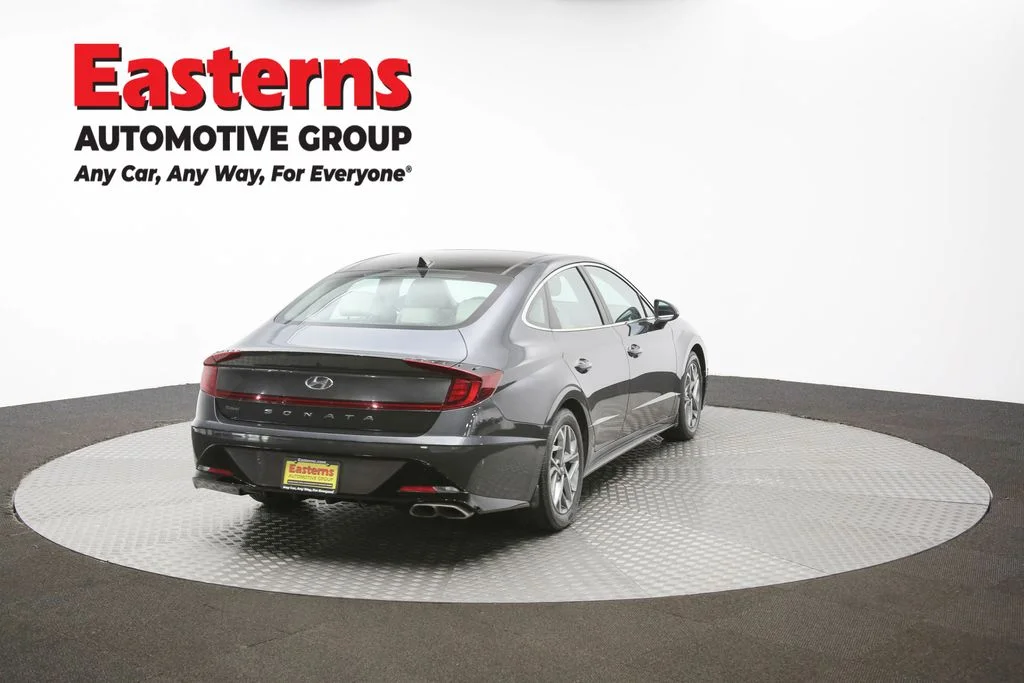 Used 2023 Gray Hyundai SEL image 43