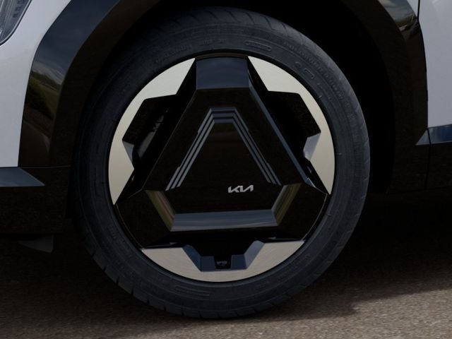 New 2026 White Kia Land image 9