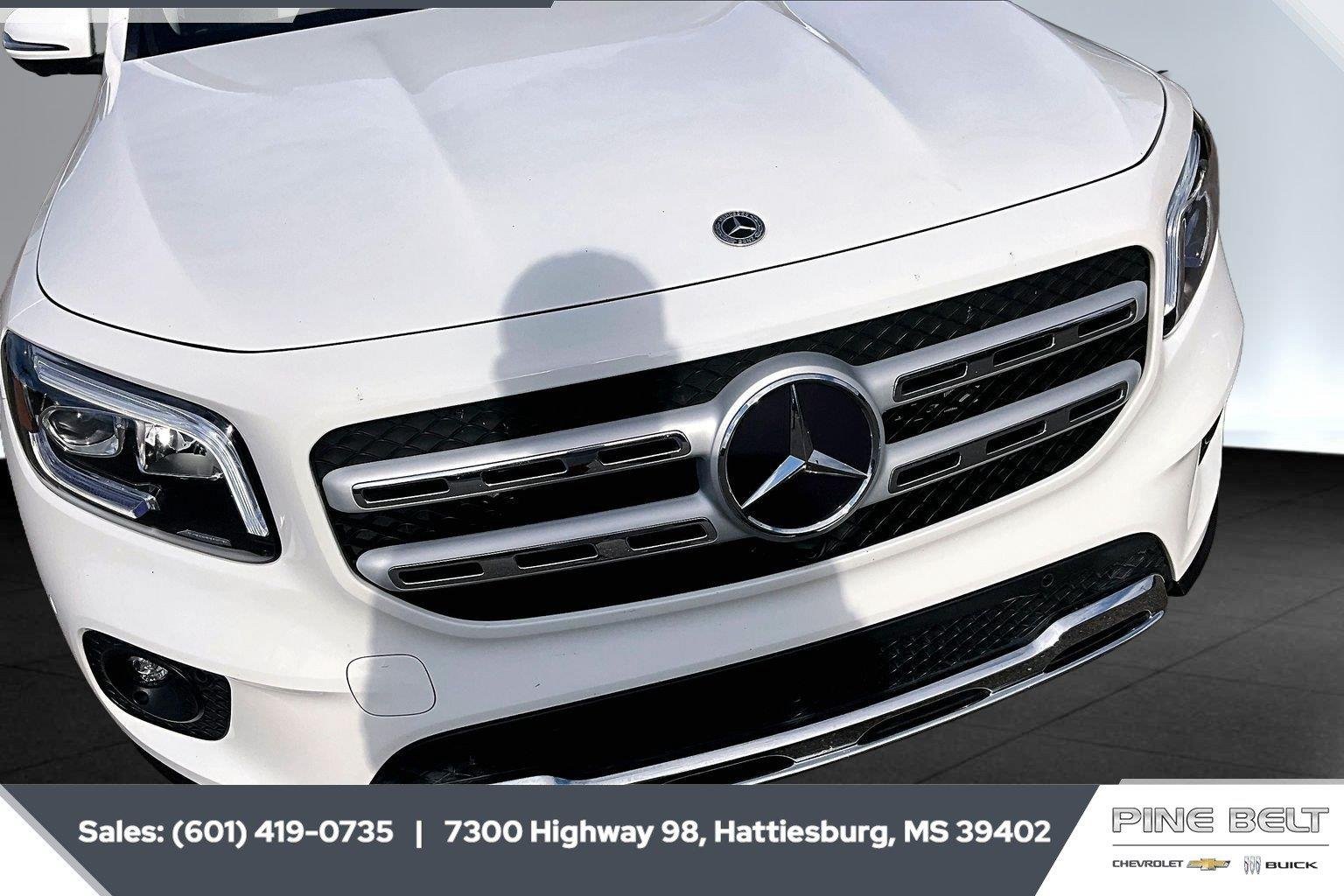 Used 2023 White Mercedes-Benz GLB 250 image 22
