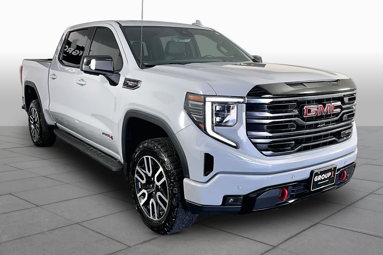Used 2025 Thunderstorm Gray GMC AT4 image 3