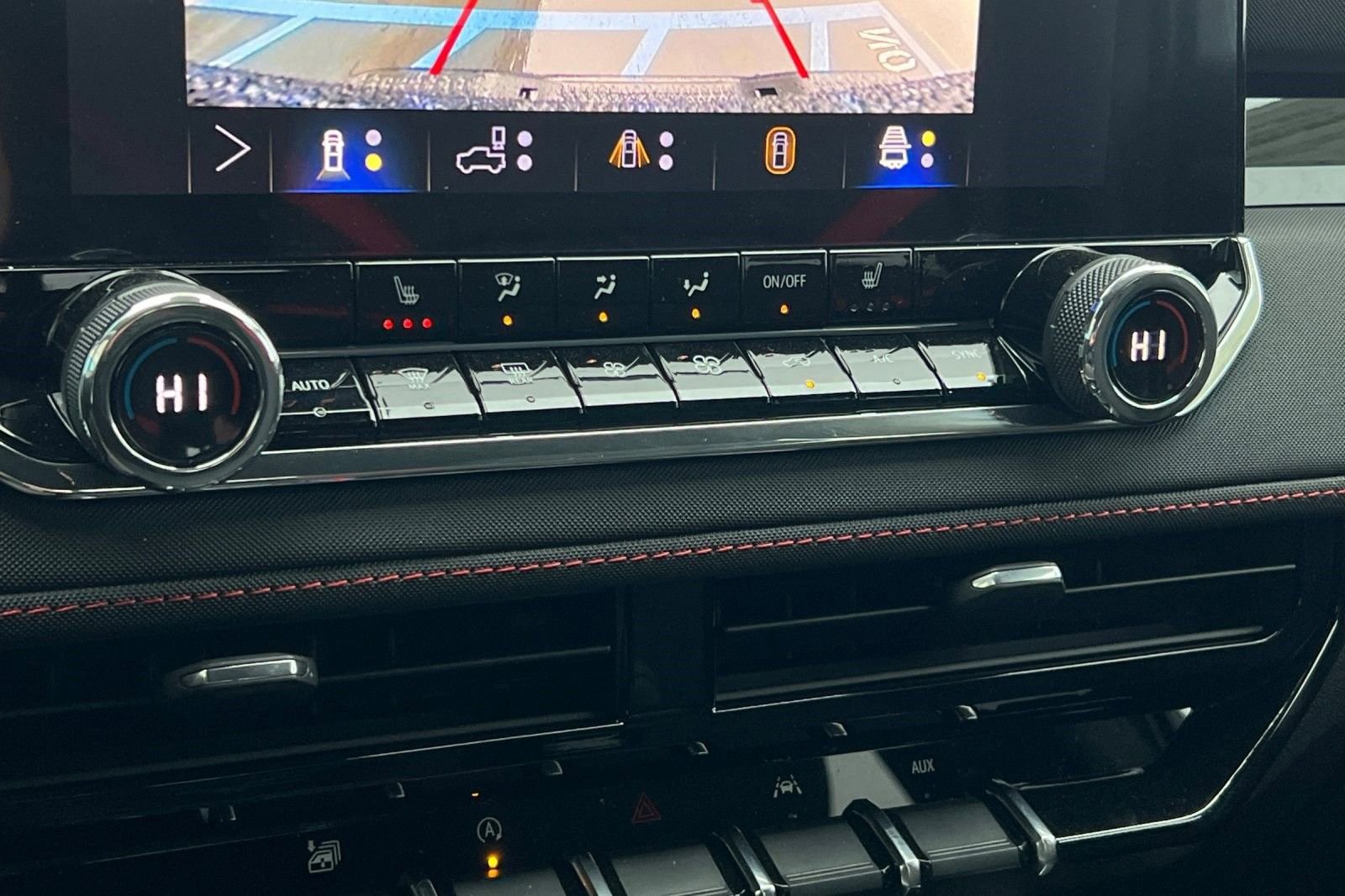 2025 Chevrolet Colorado Z71 - Photo 23