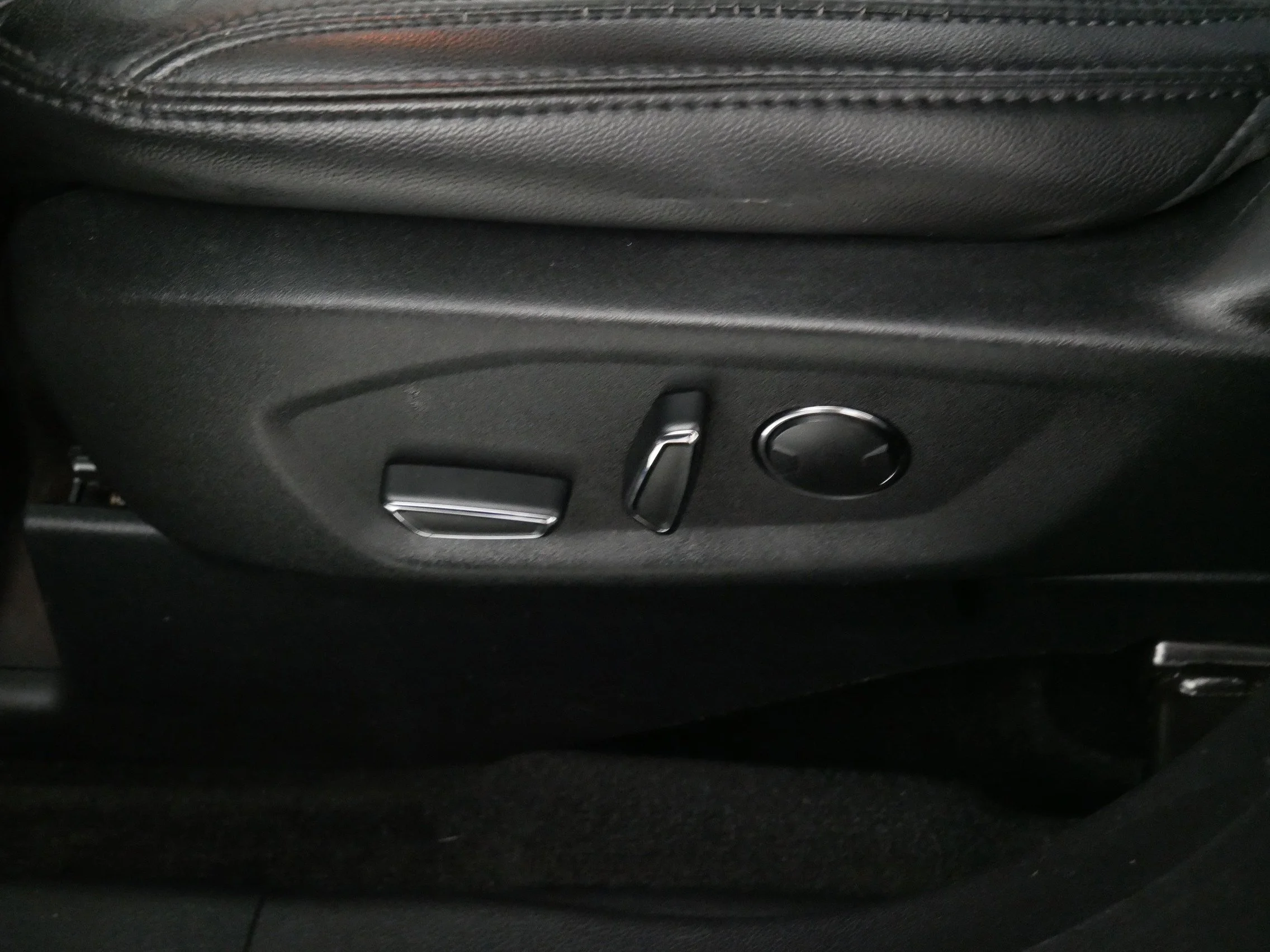 Used 2017 Ingot Silver Metallic Ford XLT image 20