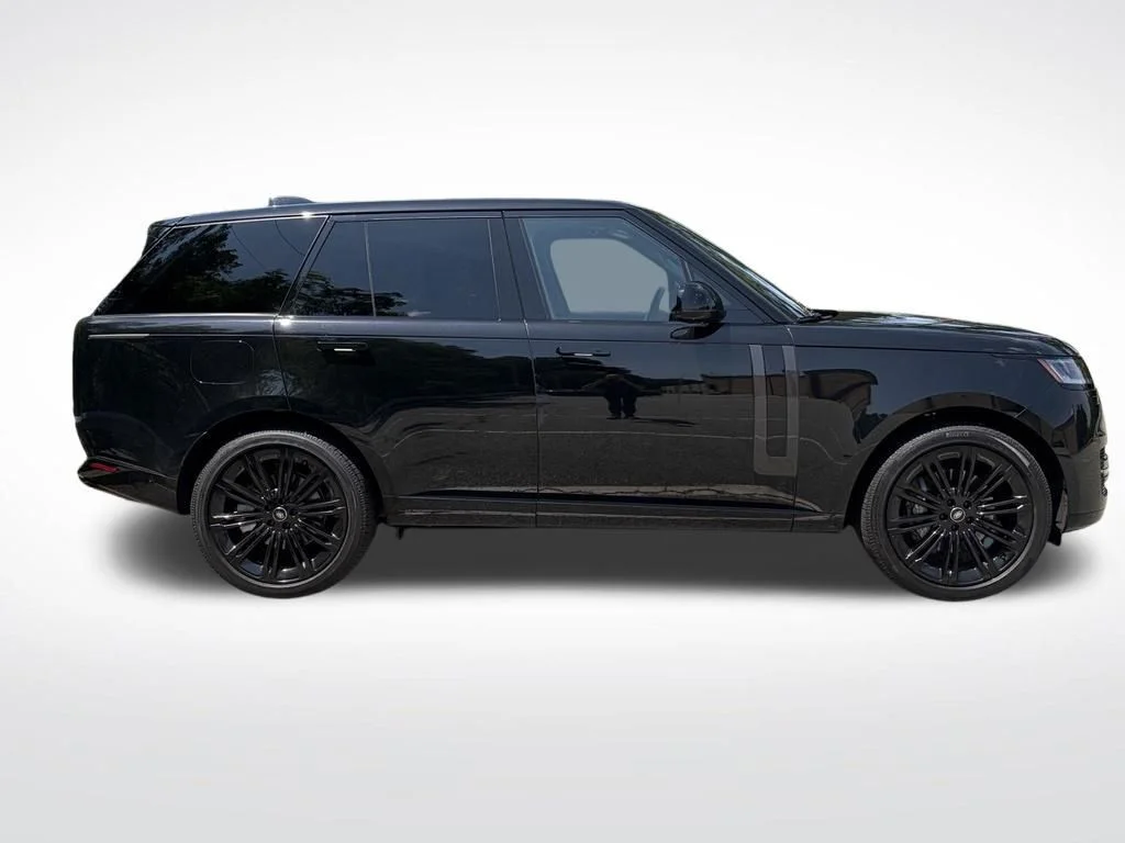Certified Used 2025 Black Land Rover SE image 4