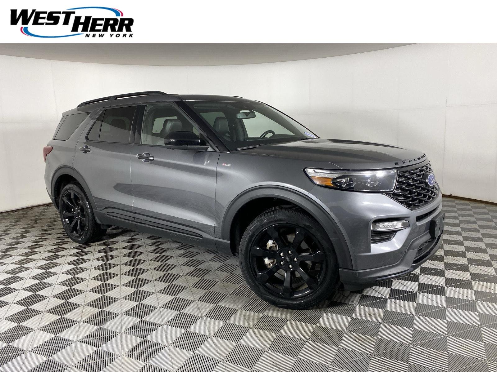 Used 2023 Carbonized Gray Ford ST-Line image 1