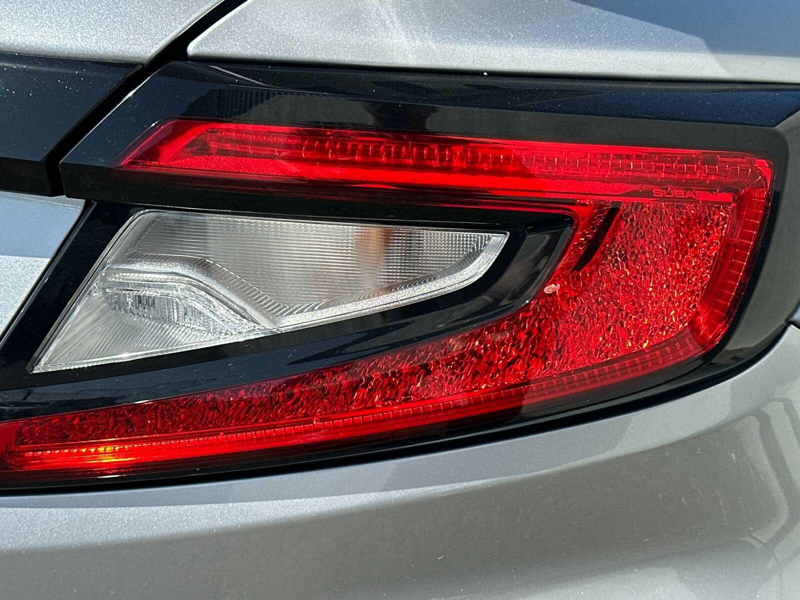 Used 2022 Ice Silver Metallic Subaru 4D Sedan image 30