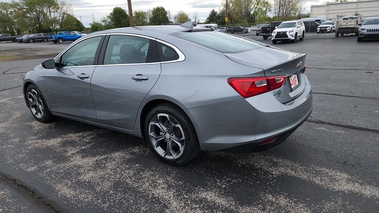 Used 2024 Gray Chevrolet LT image 6