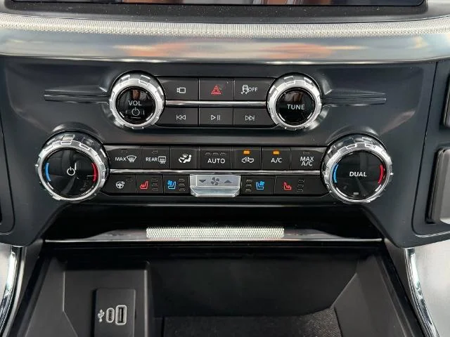 New 2026 Agate Black Metallic Ford Lariat® image 32
