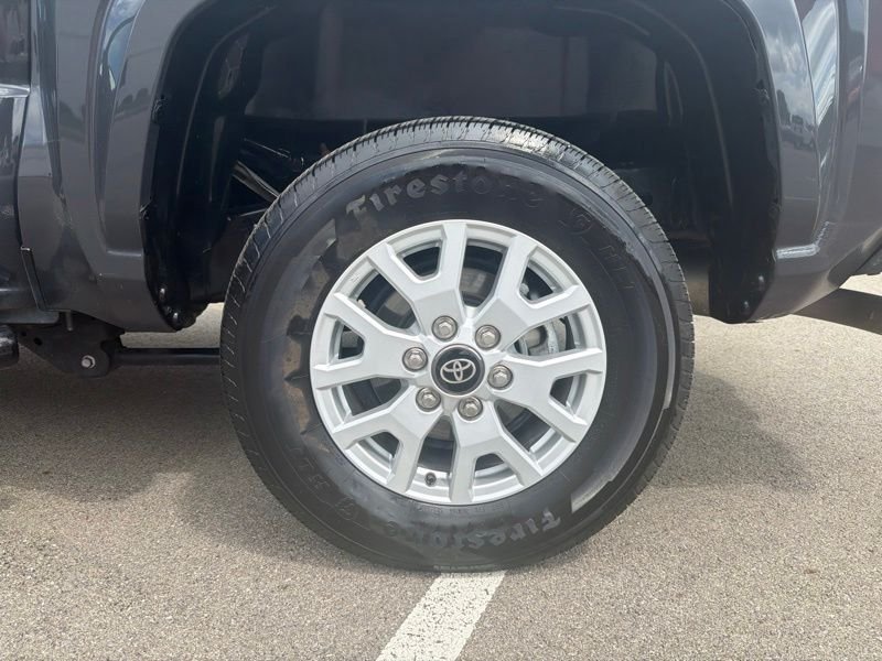 Used 2024  Toyota SR5 image 35