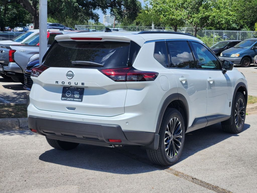New 2026 Everest White Pearl TriCoat Nissan Dark Armor™ image 5