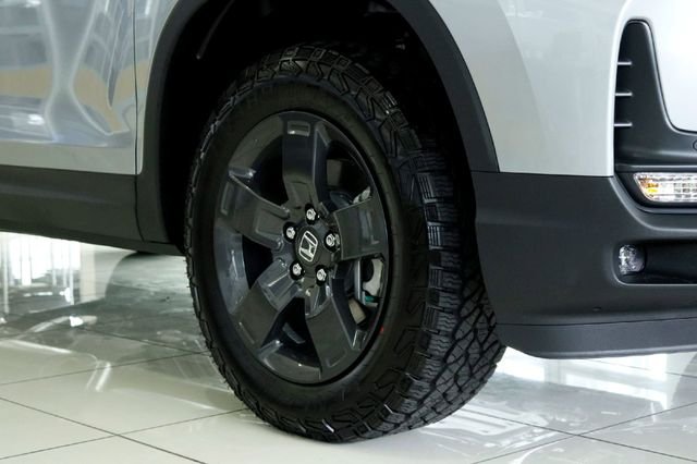New 2026 Solar Silver Metallic Honda TrailSport image 3