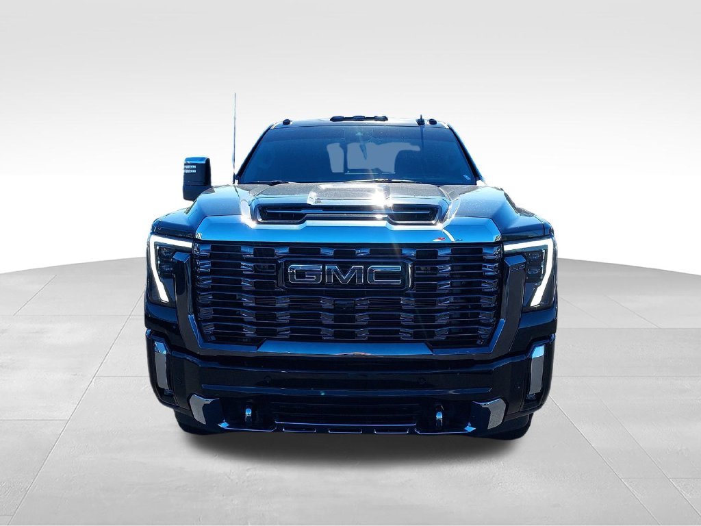 Used 2024 Black GMC Denali image 8