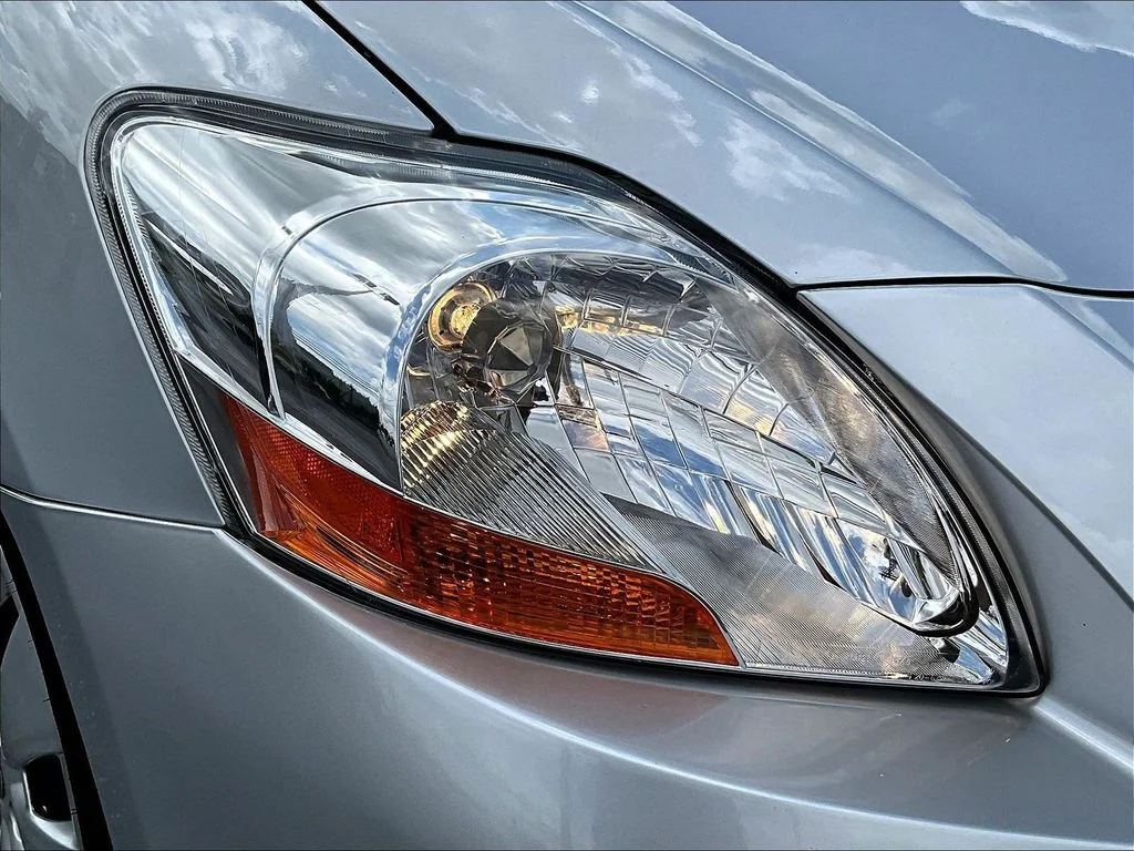 Used 2010 Silver Toyota Base image 26