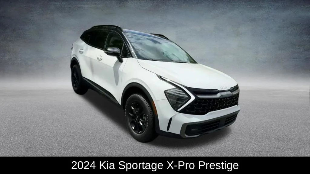 Used 2024 White Kia X-Pro Prestige image 3