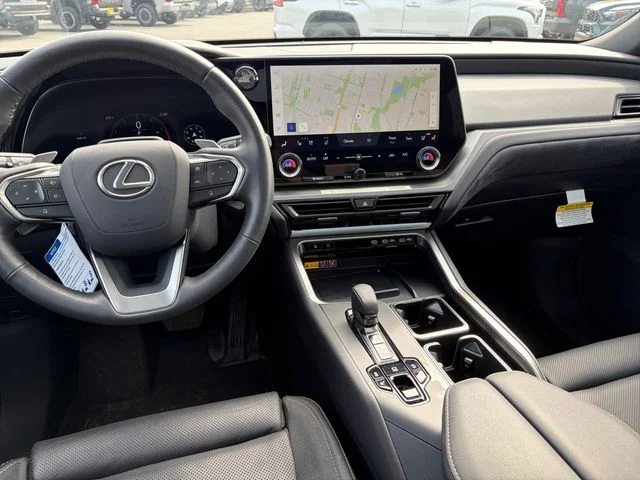 Used 2025 Black Lexus 350 Luxury image 18