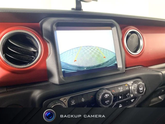 Used 2022 Gray Jeep Rubicon image 5