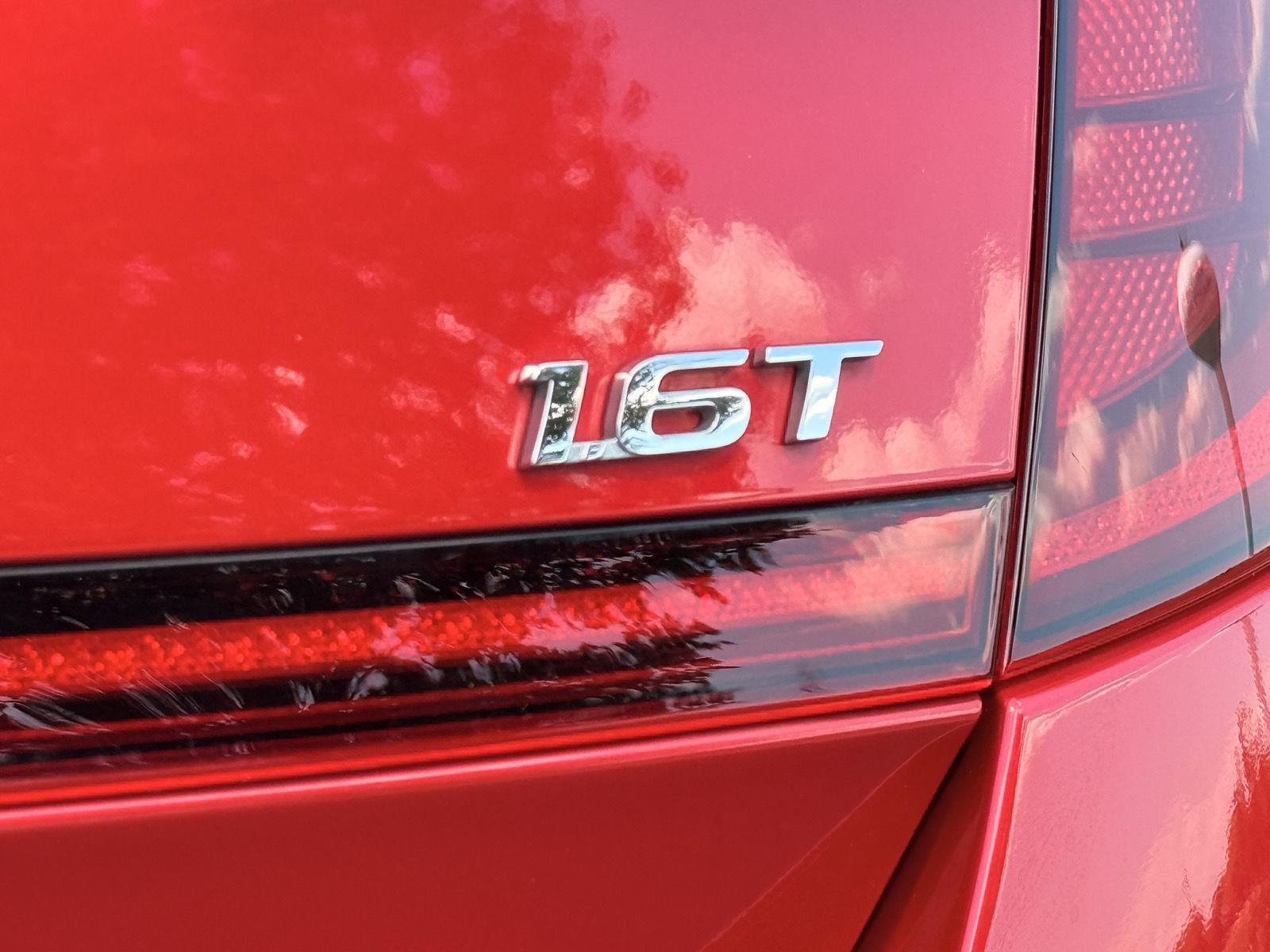 Used 2021 Calypso Red Hyundai SEL Plus image 19