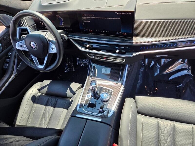 2025 BMW X7 ALPINA XB7 - Photo 18