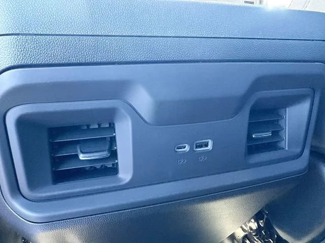 2026 Chevrolet Silverado 3500 HD LT - Photo 32