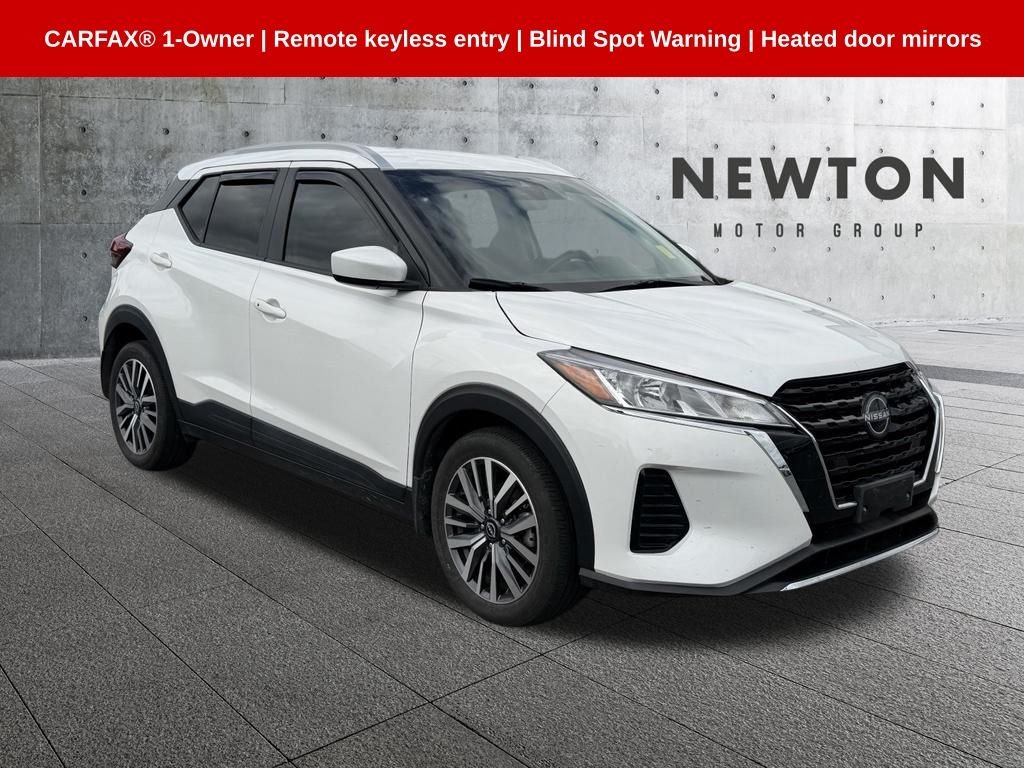 Used 2024 White Nissan SV image 1
