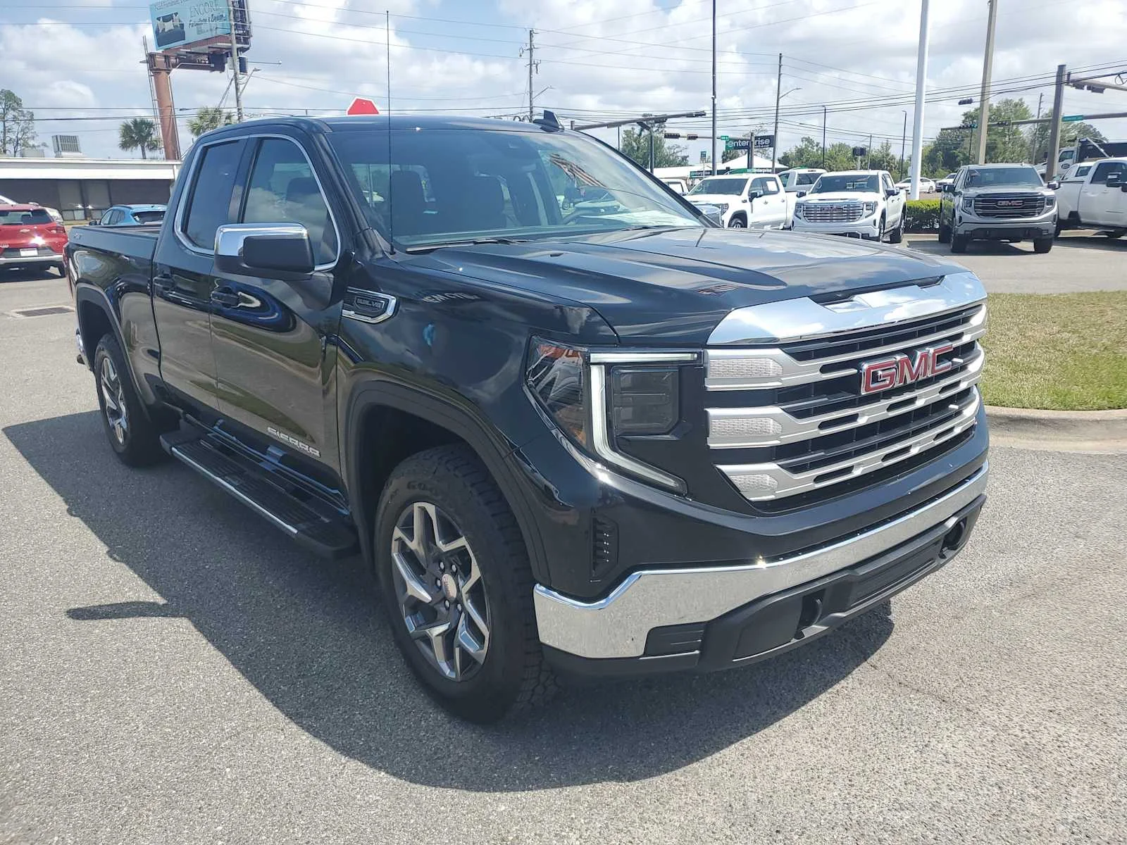 New 2026 Onyx Black GMC SLE image 8
