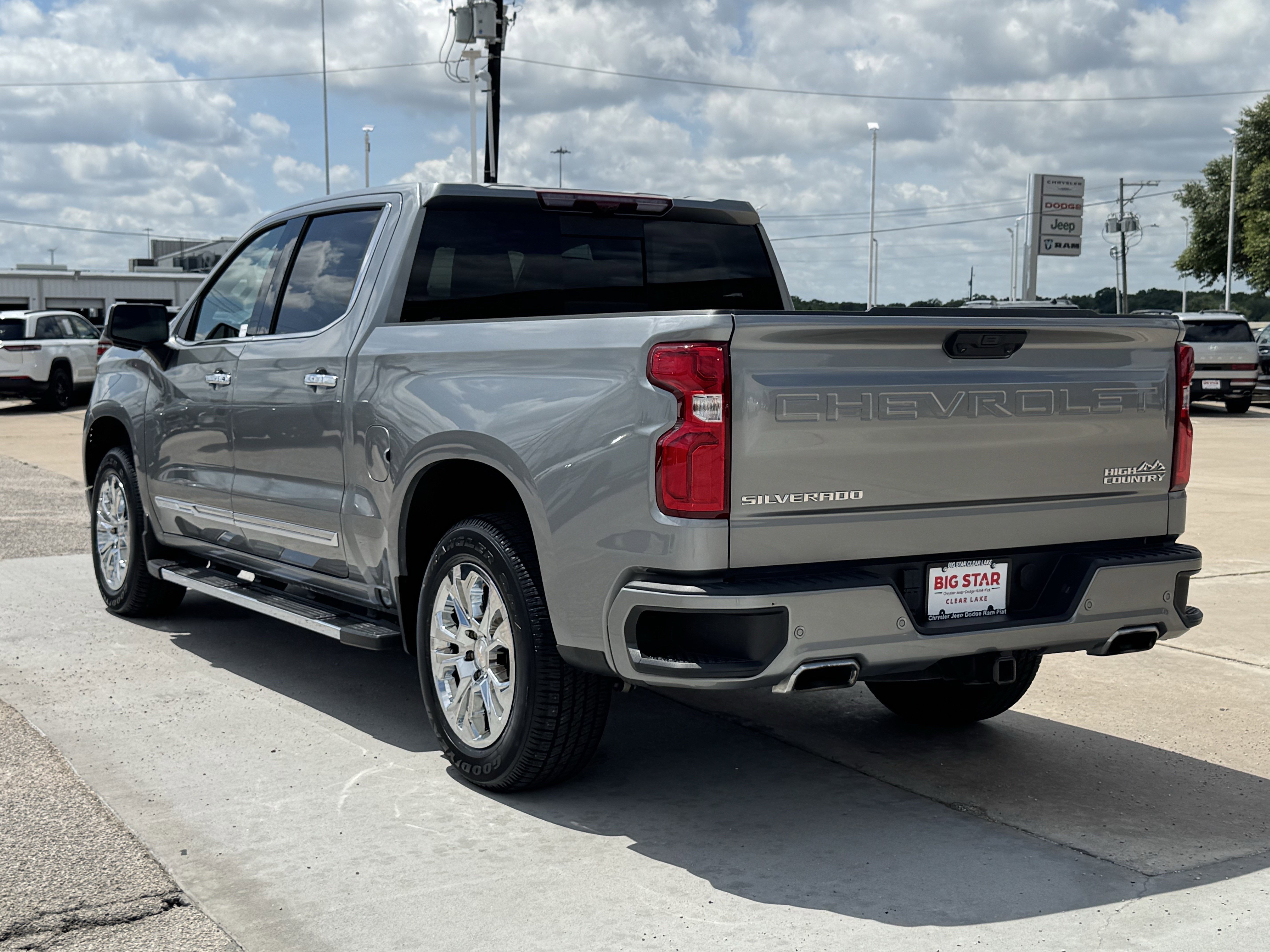 Used 2024 Sterling Gray Metallic Chevrolet High Country image 7