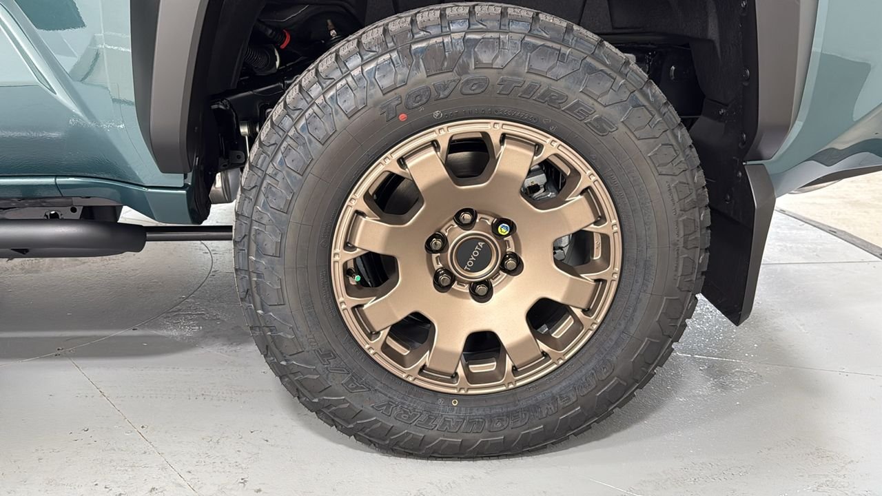 New 2026 Everest Toyota 4Runner Trailhunter image 20