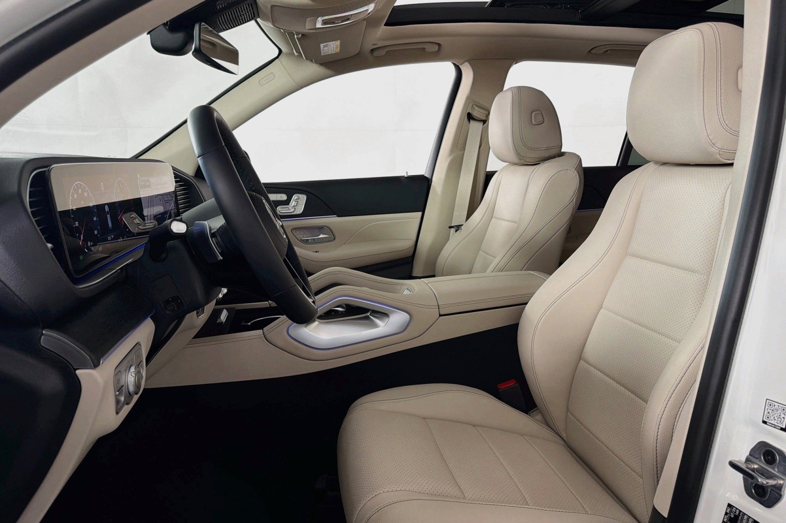 New 2026 Polar White Mercedes-Benz GLE 450 4MATIC® SUV image 16