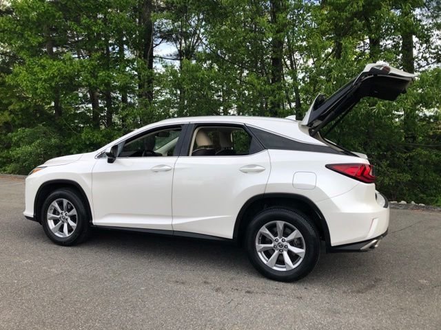 Used 2019 White Lexus 350 image 10